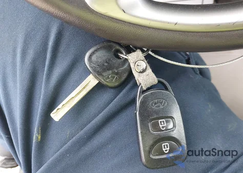 2012 Hyundai Tucson Gl z USA, uszkodzony, nr VIN KM8JT3AB0CU458949